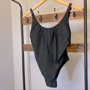 Women’s classic black basic adjustable straps open back one piece swimsuit S